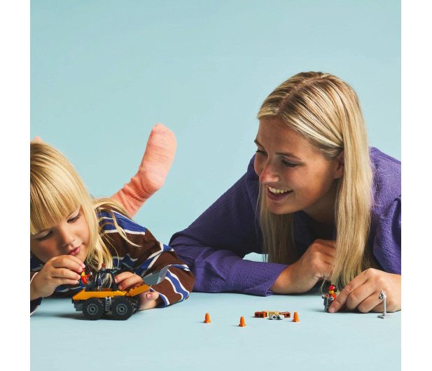 LEGO City 60450 Żółta ładowarka kołowa - 1284113 - zdjęcie 10